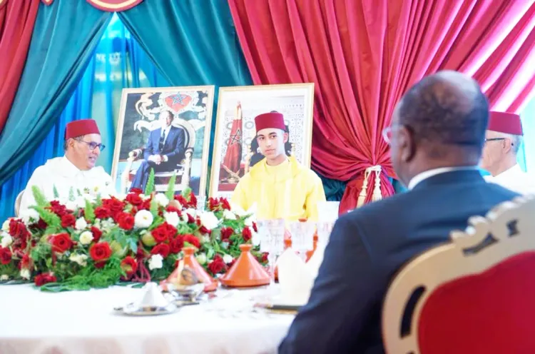 صاحب السمو الملكي ولي العهد الأمير مولاي الحسن يترأس بتطوان مأدبة غداء أقامها رئيس الحكومة بمناسبة عيد العرش المجيد