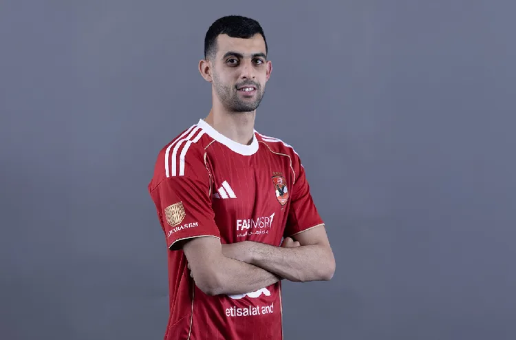 الأهلي المصري يتعاقد مع اللاعب المغربي يوسف بلعمري لمدة 3 مواسم ونصف