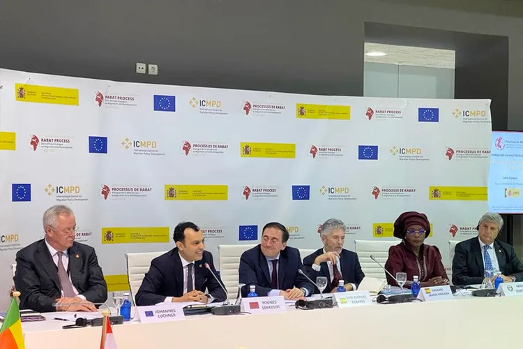 المؤتمر الوزاري السادس للحوار الأورو-إفريقي حول الهجرة والتنمية : يونس السكوري يجري سلسلة من اللقاءات الثنائية