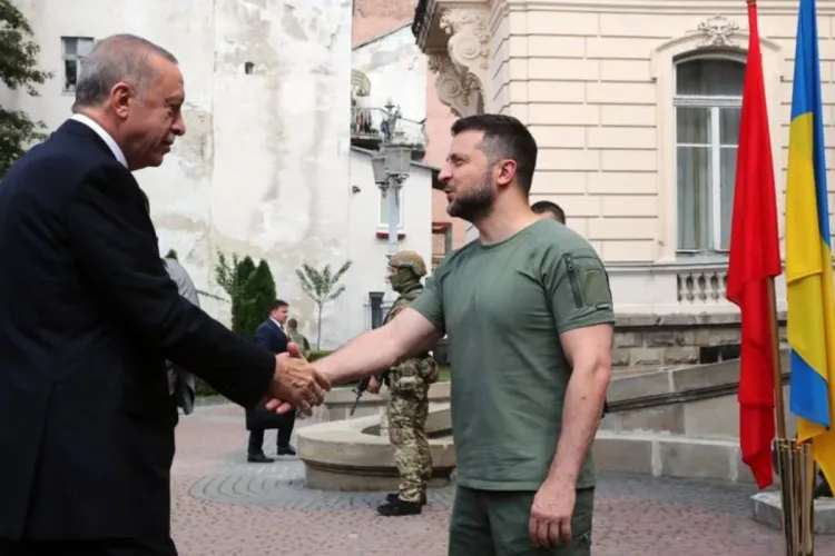 تركيا تعلن دعمها لانضمام أوكرانيا لحلف الناتو