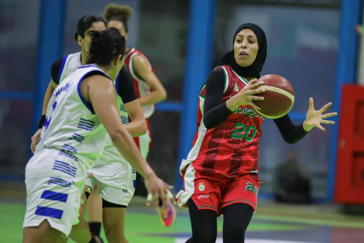 البطولة العربية لكرة السلة سيدات: المغرب يتأهل لنصف النهائي على حساب الكويت