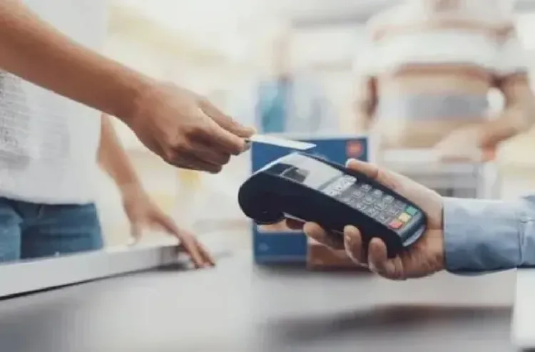 الأداء الإلكتروني.. بنك المغرب يخفض السقف العام لرسوم التبادل الخاصة بالأداءات الإلكترونية المحلية إلى 0,5 في المائة