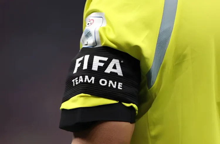 كرة القدم.. اختيار أربعة حكام مغاربة ضمن قائمة كأس العالم 2026