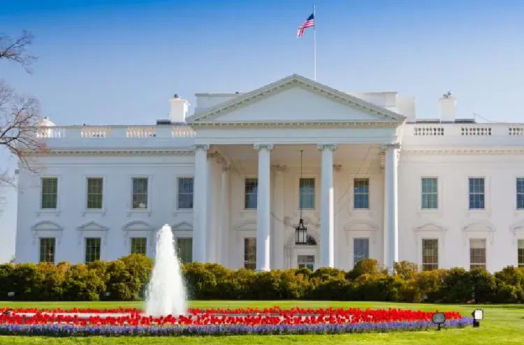 الولايات المتحدة.. البيت الأبيض يدعو إلى الحفاظ على نقاش عمومي"سلمي" رغم الخلافات السياسية