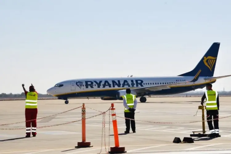 توقف حركة الطيران بمطار محمد الخامس بسبب هبوب رياح قوية