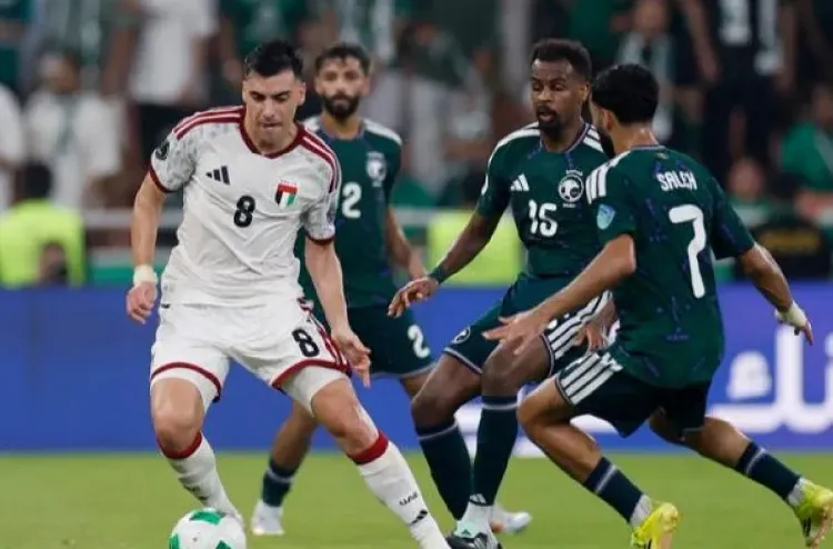 المنتخب السعودي يفوز على نظيره الإماراتي ويتوج بطلا لـ"خليجي 27" للمرة الرابعة