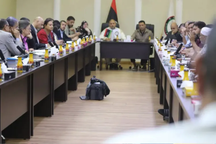 42 في المائة من الليبيين يفضلون اجراء انتخابات رئاسية وتشريعية متزامنة في أقرب وقت ممكن (استطلاع رأي للبعثة الأممية)