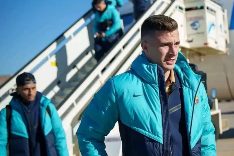 فريق برشلونة يصل سبتة المحتلة ب3 طائرات هليكوبتر