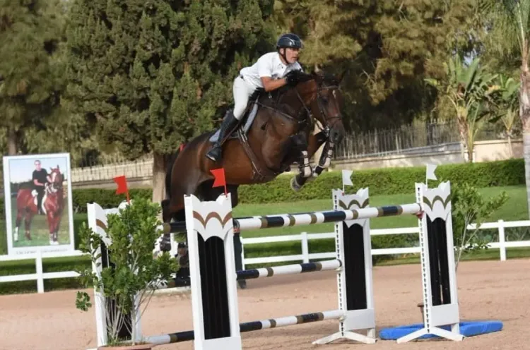 إقصائيات بطولة المغرب للهواة في القفز على الحواجز: الفارس نصر الله أمتاك يفوز بجائزة وكالة المغرب العربي للأنباء