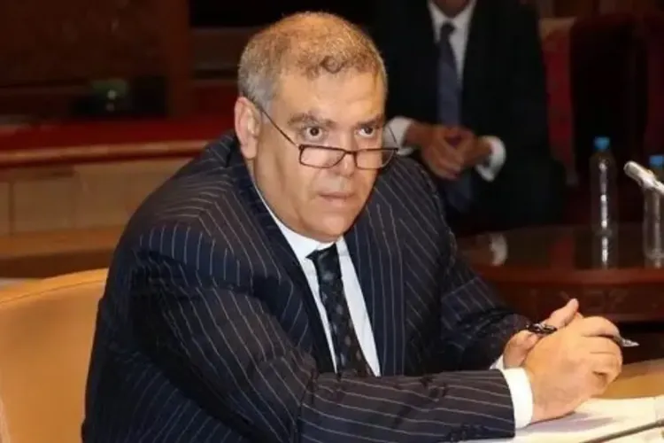 توقيف عامل عمالة الصخيرات تمارة و 6 رجال سلطة و إطارين إداريين