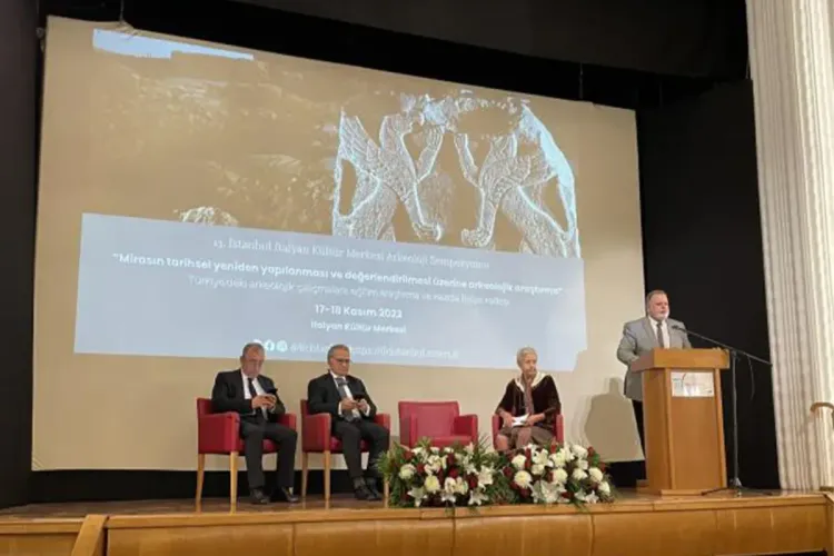 المركز الثقافي الإيطالي بإسطنبول ينظم ندوة في علم الآثار