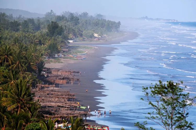 زلزال بقوة 5.4 درجات قبالة سواحل السلفادور