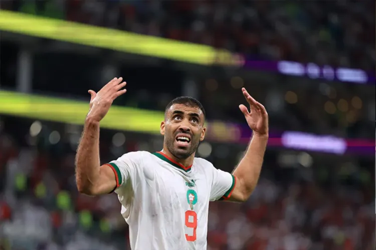 فيفا يحتفي بعيد ميلاد عبد الرزاق حمد الله