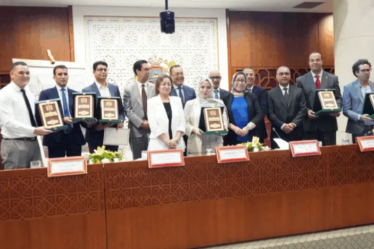 الرباط .. تتويج الفائزين بالجائزة الوطنية للدراسات والأبحاث حول العمل البرلماني