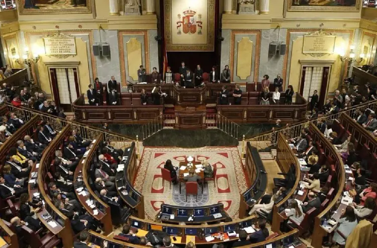 إسبانيا.. مجلس النواب يرفض مرسومين حكوميين بشأن السكن
