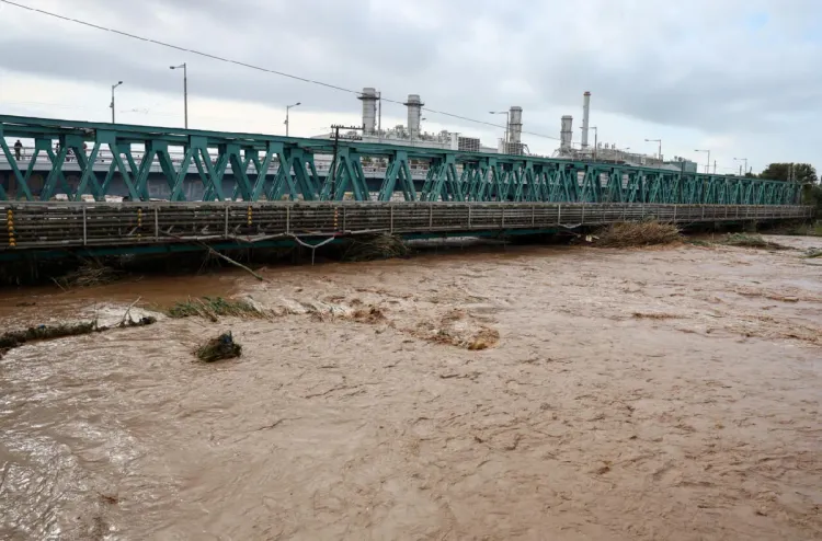 إسبانيا: الأمطار الغزيرة تربك "بشكل كبير" حركة النقل والخدمات في كاتالونيا