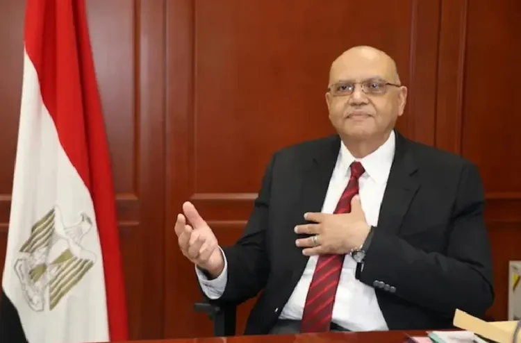 توشيح سفير مصر السابق بالمغرب الوسام العلوي من درجة قائد