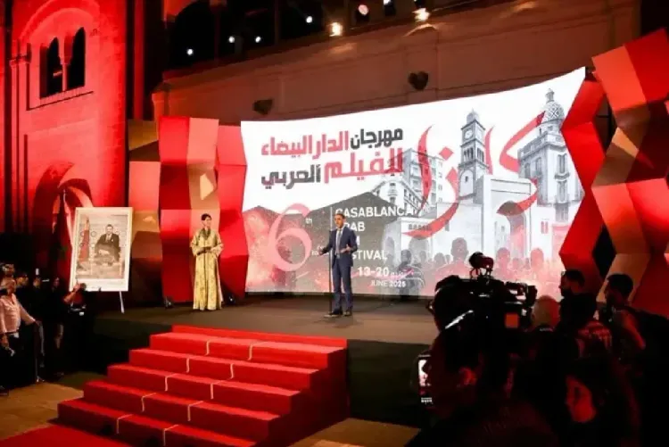 افتتاح الدورة السابعة لمهرجان الدار البيضاء للفيلم العربي بتكريم وجهين بارزين من السينما العربية والمغربية