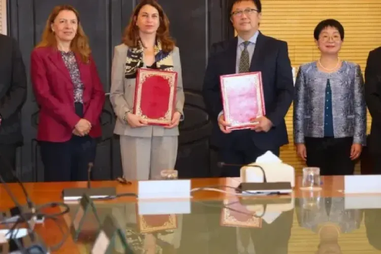 الرباط.. التوقيع على اتفاقية تعاون لإحداث مركز للأبحاث الصينية-الإفريقية بالمدرسة الوطنية للإدارة