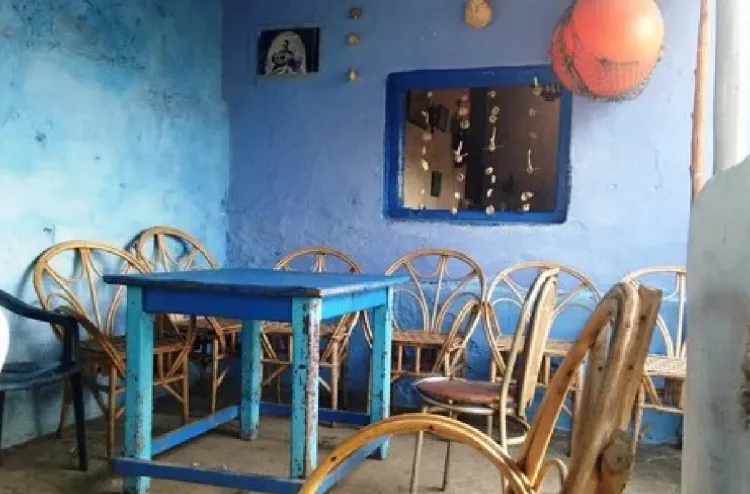 مقهى زريرق في أصيلة.. شاي بنكهة ذاكرة بحرية