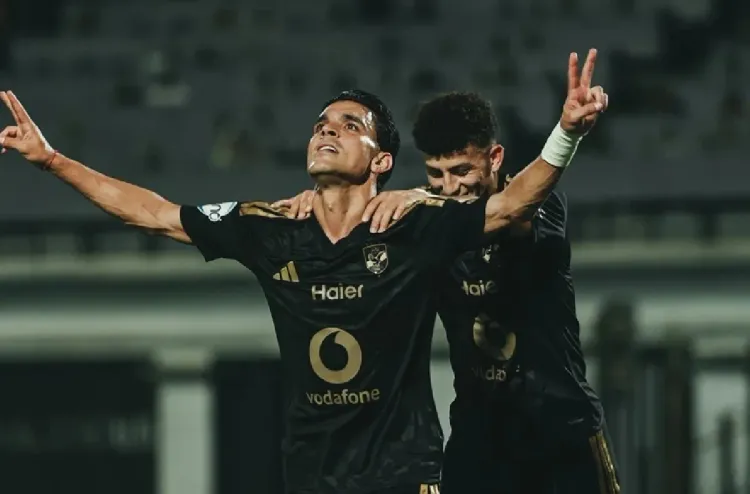 الدوري المصري الممتاز لكرة القدم.. المغربي بن شرقي يقود فريقه الأهلي للفوز على "زد" بثنائية نظيفة