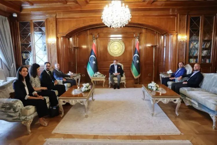 الدبيبة يبحث مع مبعوث خاص للرئيس الفرنسي تطورات المشهد السياسي في ليبيا