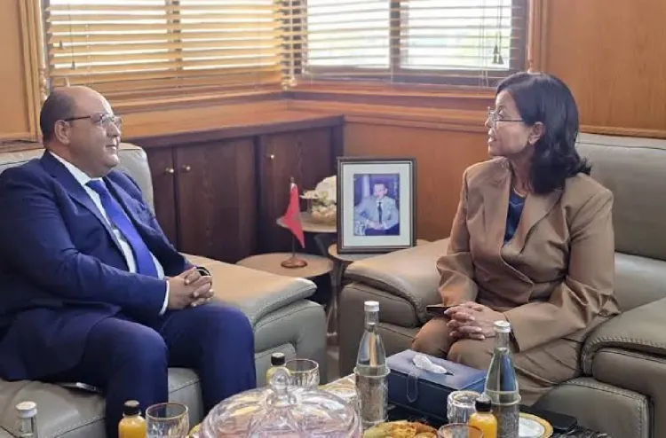 الوزارة المنتدبة المكلفة بالصيد البحري.. تسليم السلط بين السيد المزواري والسيدة الدريوش