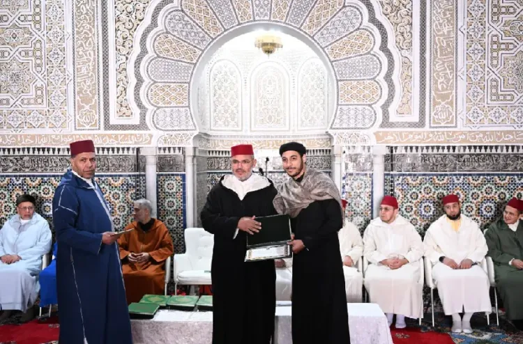 الرباط .. تتويج الفائزين بجائزة محمد السادس الوطنية في حفظ القرآن الكريم وترتيله وتجويده لعام 1447هـ