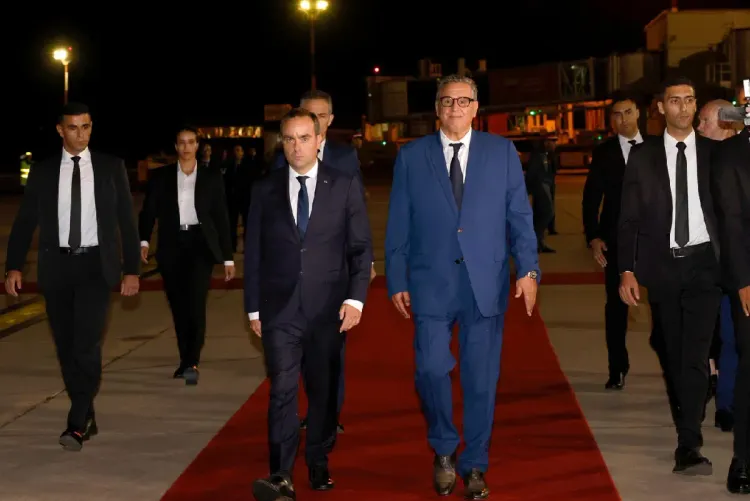 الوزير الأول الفرنسي يحل بالمغرب لترؤس أشغال الدورة الـ 15 للاجتماع رفيع المستوى المغربي-الفرنسي بشكل مشترك مع رئيس الحكومة عزيز أخنوش