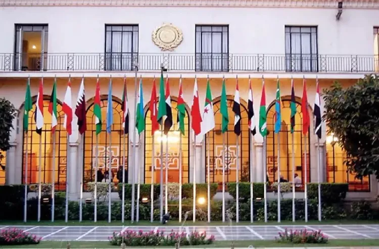 الجامعة العربية تدعو لتعزيز الاستخدام الآمن لمنصات التواصل الاجتماعي والاستفادة من الفرص التي تتيحها البيئة الرقمية
