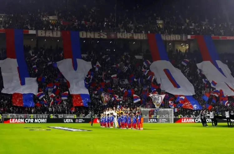 بطولة فرنسا لكرة القدم.. منع جماهير ليون من التنقل إلى باريس