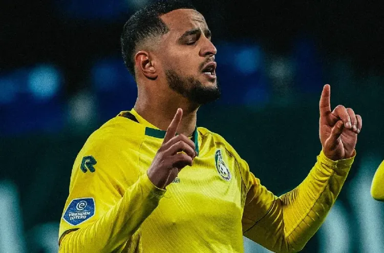 الدوري الهولندي: تمريرتان حاسمتان للدولي المغربي إحتارين تقودان سيتارد للفوز على فولندام
