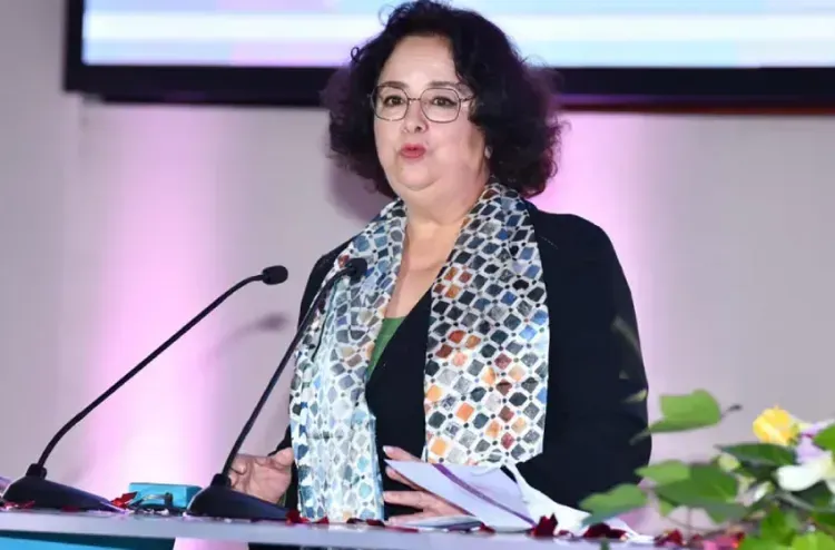 المنصات الرقمية مدعوة لوقف تحقيق الأرباح من التضليل الإعلامي مع الحفاظ على الحريات (السيدة أخرباش)
