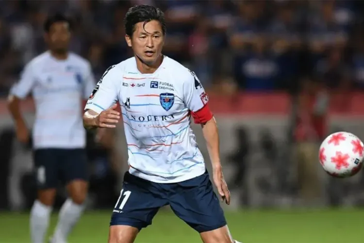 الملقب بالملك كازو يريد العودة الى الميادين في سن 55