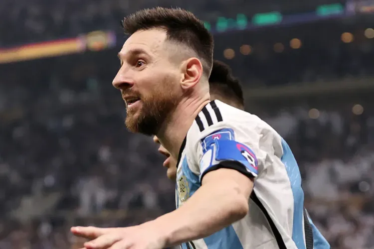 هل سيكون ميسي أساسيا في التشكيلة المتوقعة للأرجنتين أمام أوروغواي ؟