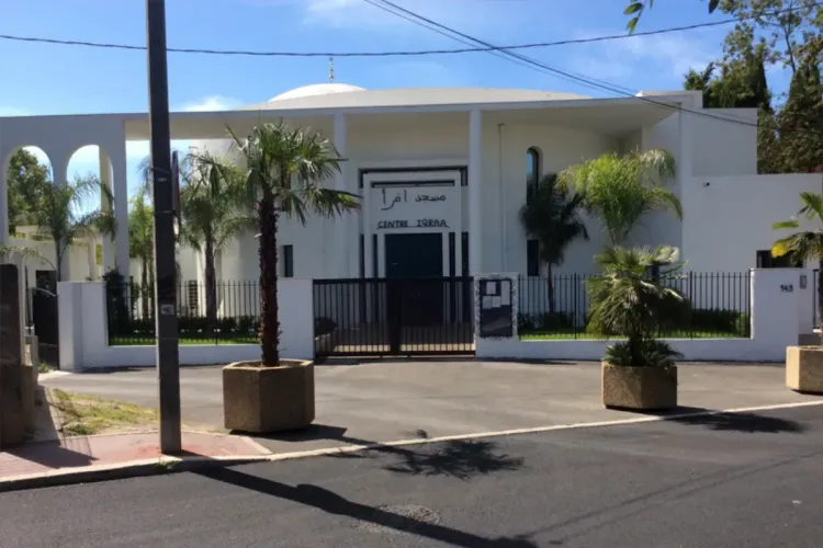 فرنسا ... إلغاء قرار إغلاق أحد مساجد مدينة كان