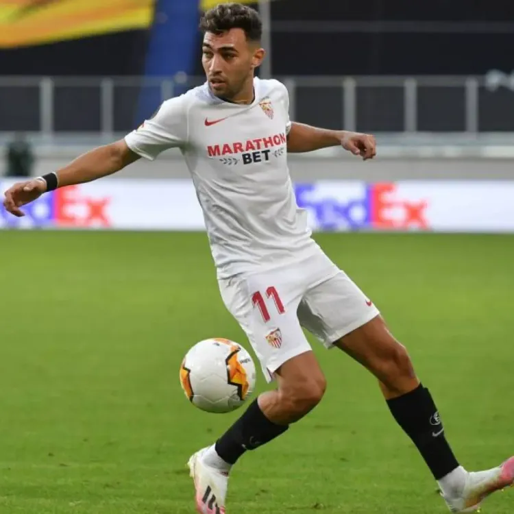 الحدادي يتألق في فوز إشبيلية على ريال بيتيس