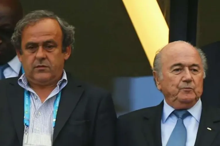 بلاتر وبلاتيني يمثلان أمام القضاء السويسري