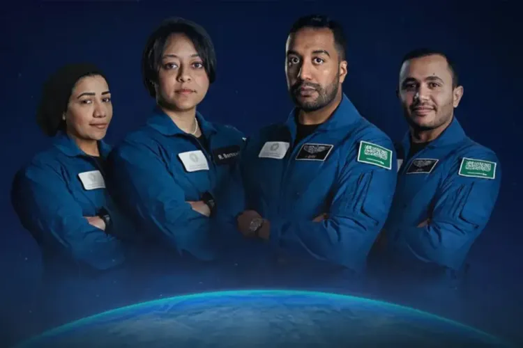 العاهل السعودي: القضية الفلسطينية كانت ولازالت قضية العرب والمسلمين