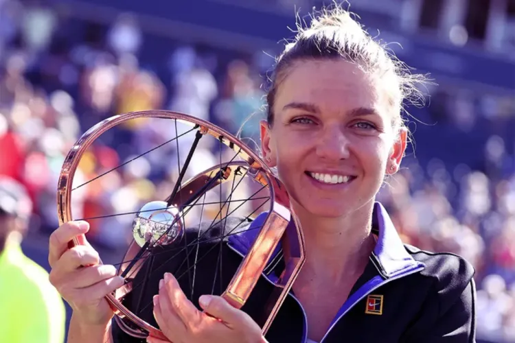 بطولة تورونتو لكرة المضرب 2022 : الرومانية سيمونا هاليب تحرز اللقب
