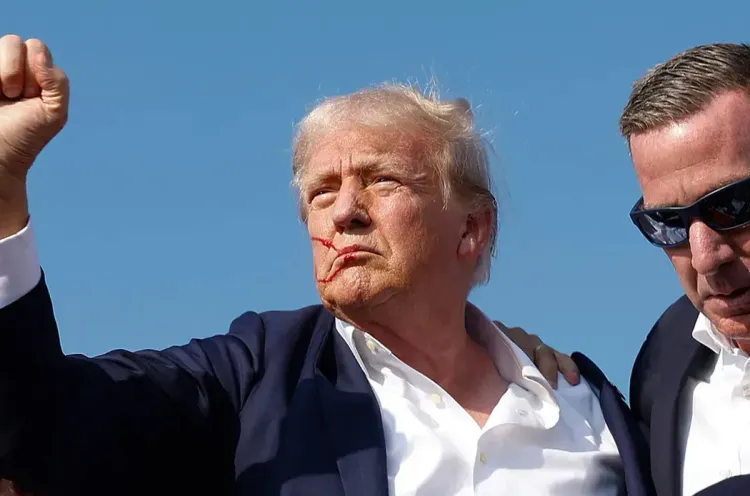 بعد نجاته من محاولة اغتيال، ترامب يدعو الأمريكيين إلى البقاء متحدين