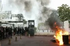Blocage de lycées en France: près de 300 policiers et gendarmes blessés (ministre)