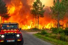 France : Un nouvel incendie dans le sud-ouest parcourt plus de 1.100 hectares, environ 500 personnes évacuées