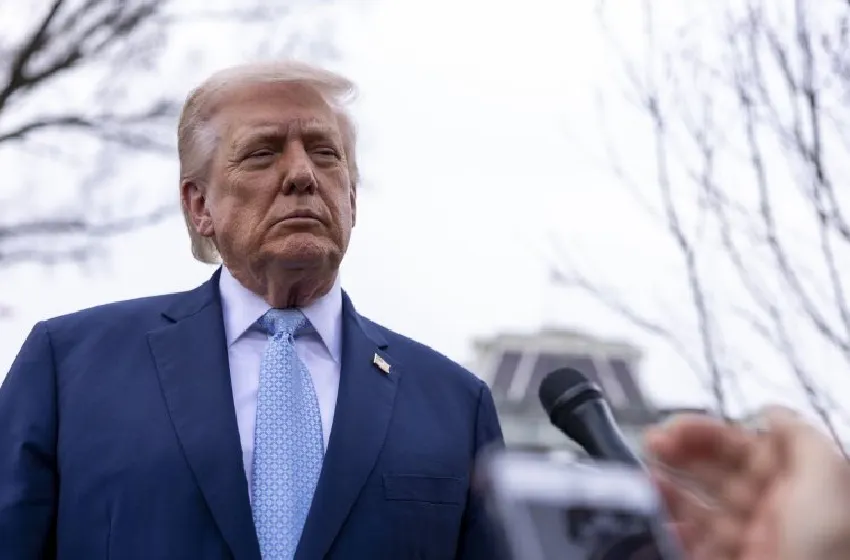 Le président Trump repousse de deux semaines sa menace d'attaquer l'Iran