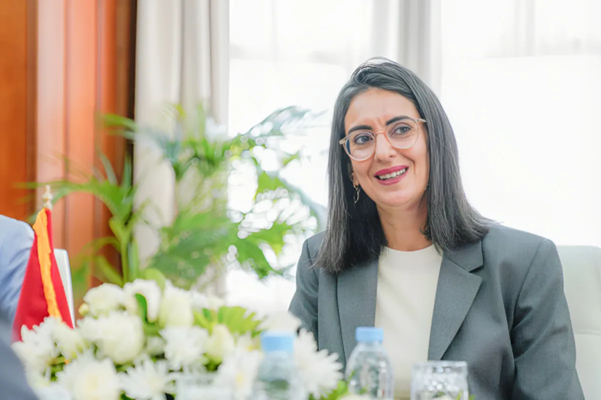 Mme Fettah Alaoui présente à Londres les atouts et les avancées économiques du Maroc
