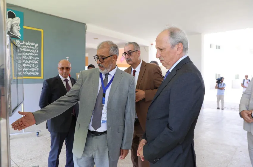 Examen national unifié de baccalauréat: M. Berrada visite le Lycée qualifiant Ibn Roumi à Ain Aouda