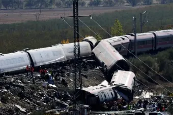 Accident ferroviaire en Espagne : Le gouvernement met en cause une erreur du centre de contrôle après une panne technique