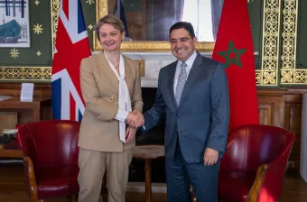 Le Royaume-Uni réaffirme son appui au plan d’autonomie marocain comme « la base la plus crédible, viable et pragmatique pour la paix au Sahara »