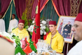 Glorieuse Fête du Trône : Déjeuner offert par le Chef du gouvernement en présence de SAR le Prince Héritier Moulay El Hassan et de SAR le Prince Moulay Rachid