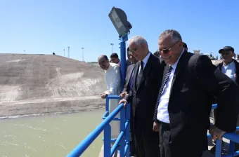 Province de Larache : M. Baraka effectue une visite de terrain consacrée au suivi de plusieurs projets hydrauliques et routiers